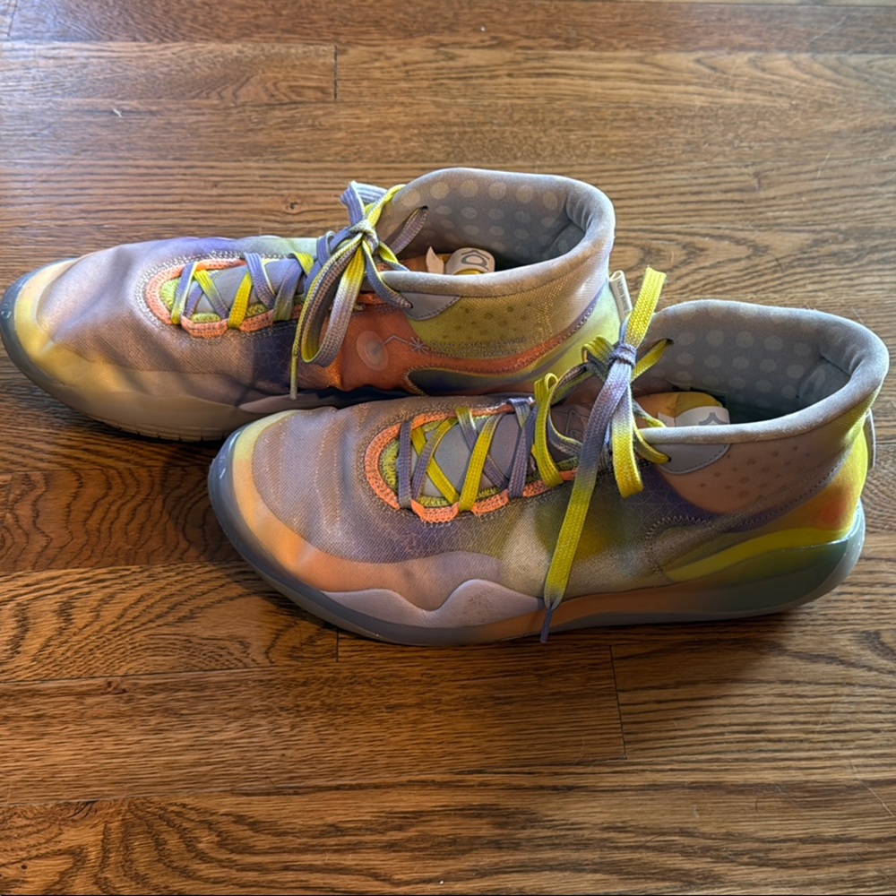 Nike Multicolored KD special edition basketball shoes USED
